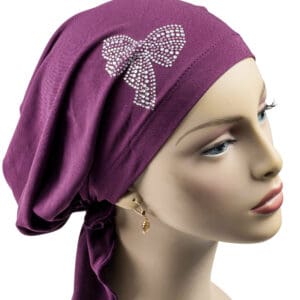 R 221 headscarf